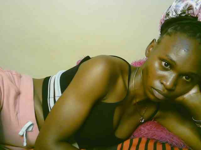 cute-tasha webcam