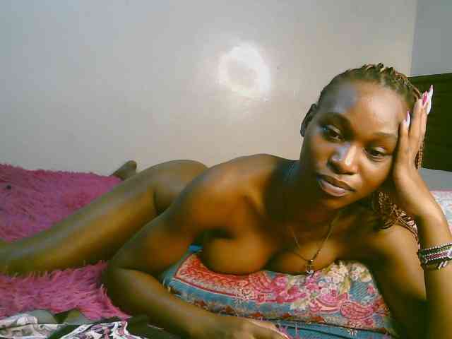cute-tasha webcam