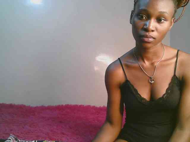 cute-tasha webcam