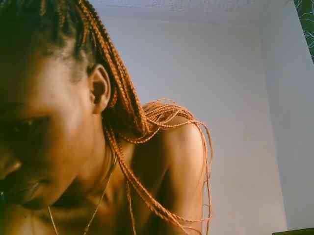 cute-tasha webcam
