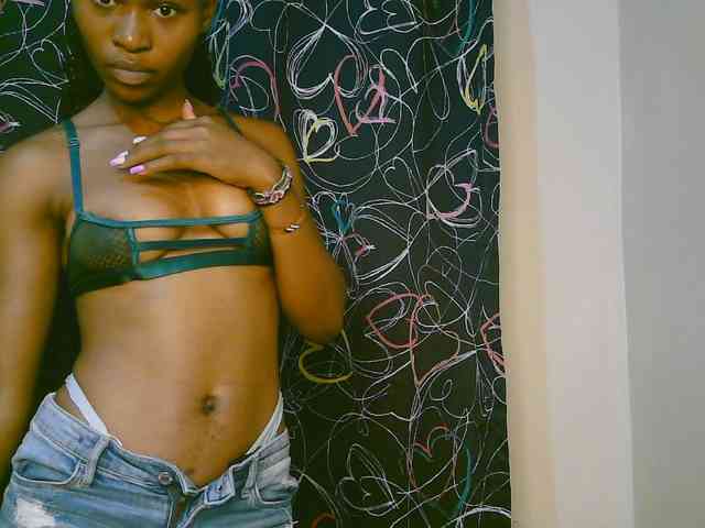 cute-tasha webcam