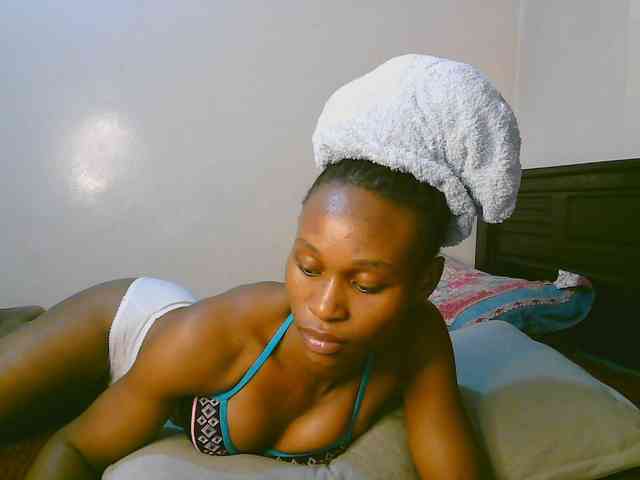 cute-tasha webcam