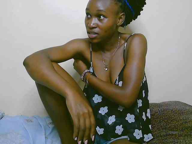 cute-tasha webcam