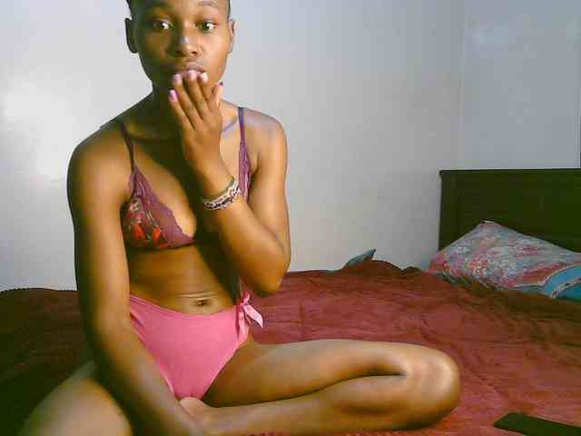 cute-tasha webcam