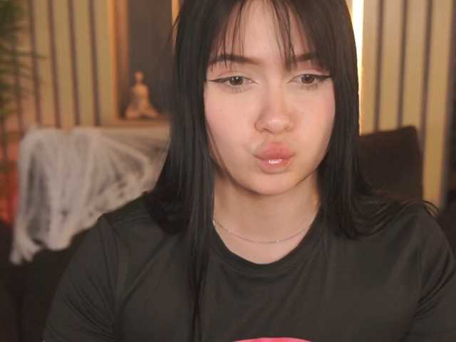 SecretKiraa live cam on BongaCams