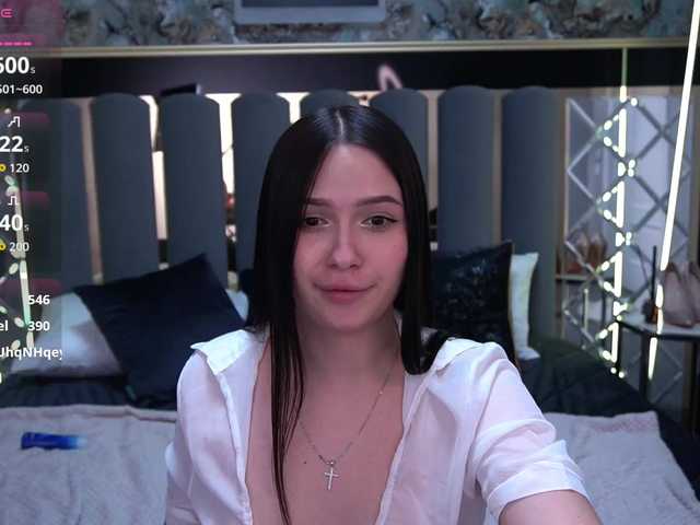 SecretKiraa live cam