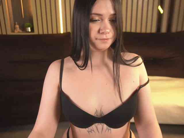 SecretKiraa webcam