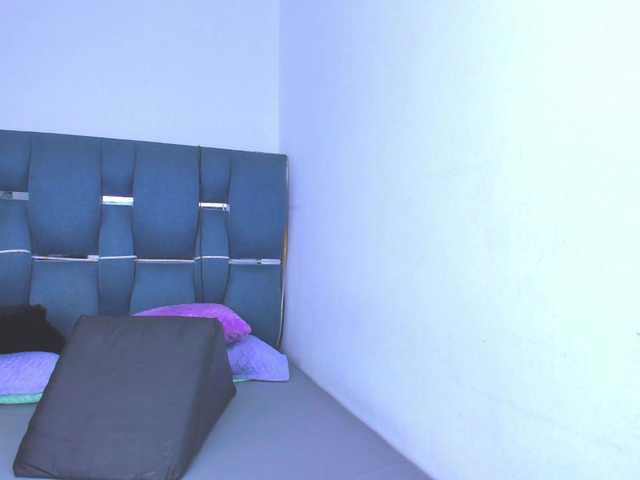 crazybaby-squirt live cam on BongaCams