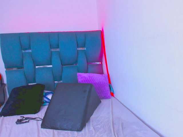 crazybaby-squirt live cam on BongaCams