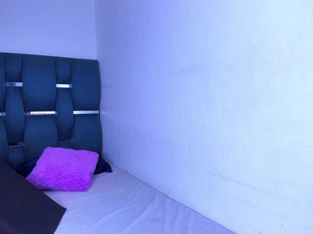 crazybaby-squirt live cam on BongaCams
