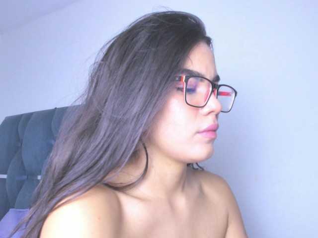 crazybaby-squirt's BongaCams show and profile