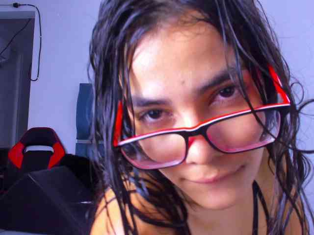 crazybaby-squirt webcam