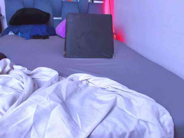 crazybaby-squirt webcam