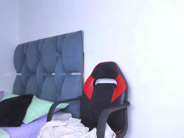 crazybaby-squirt webcam