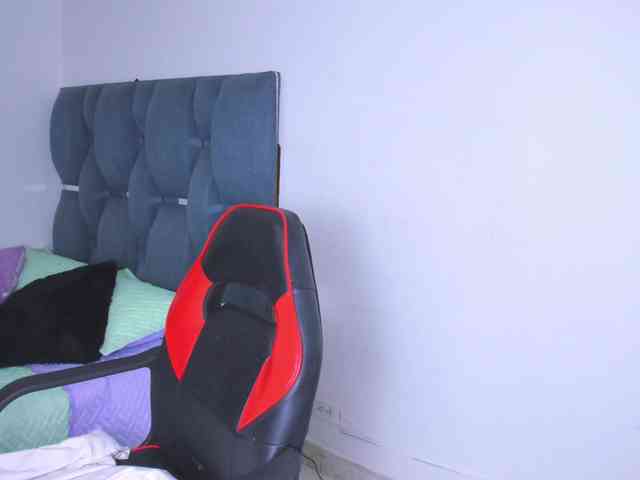 crazybaby-squirt webcam