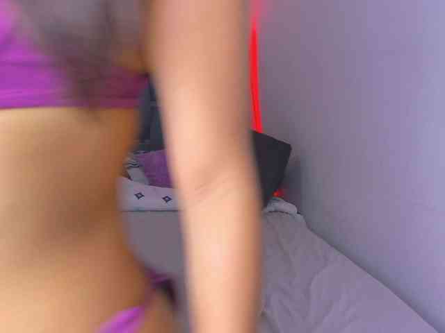 Modelo: crazybaby-squirt