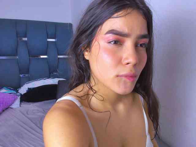 crazybaby-squirt Live Webcam on BongaCams