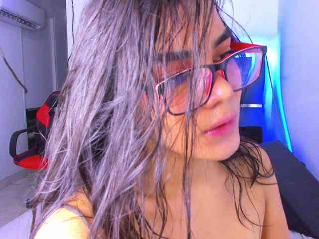 crazybaby-squirt webcam