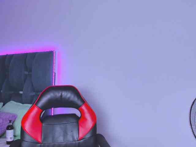 crazybaby-squirt webcam