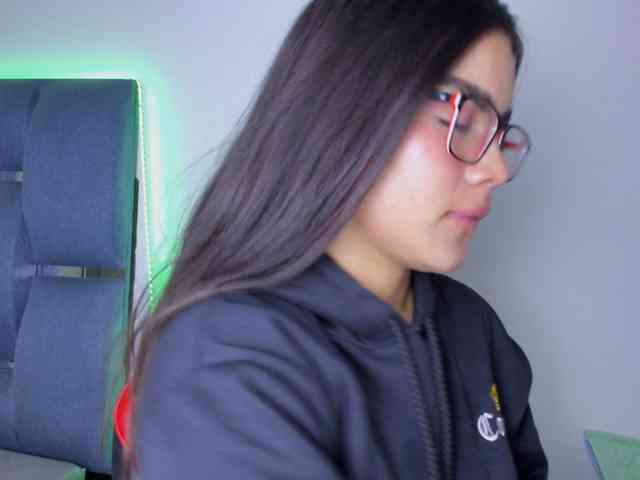 crazybaby-squirt webcam