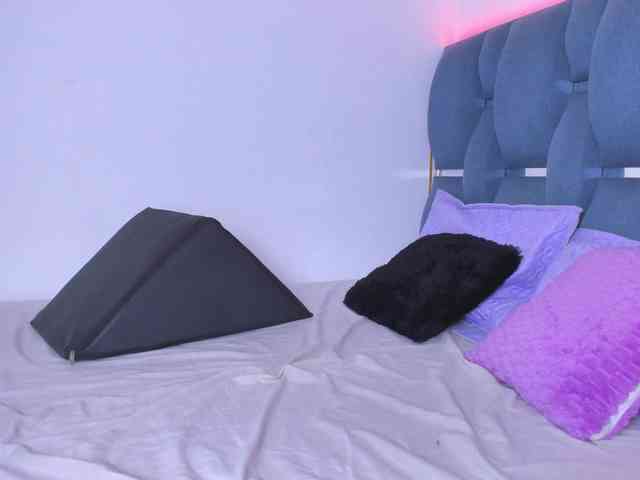 crazybaby-squirt webcam