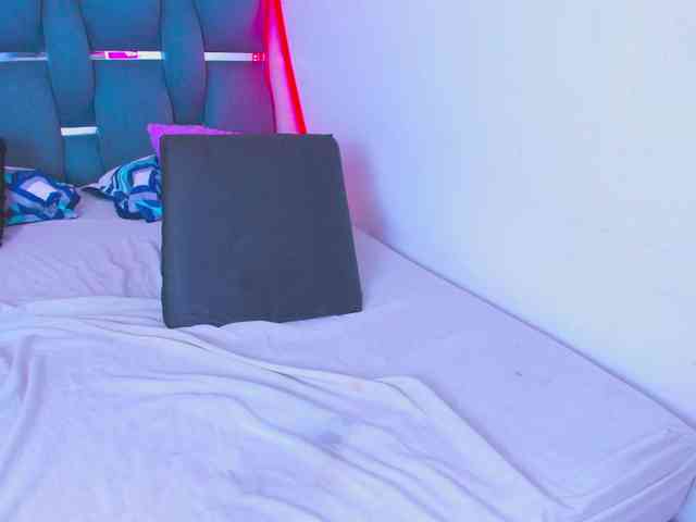crazybaby-squirt webcam