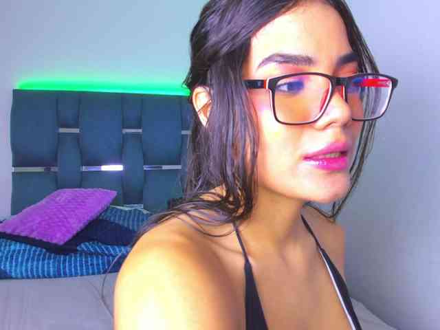 crazybaby-squirt webcam