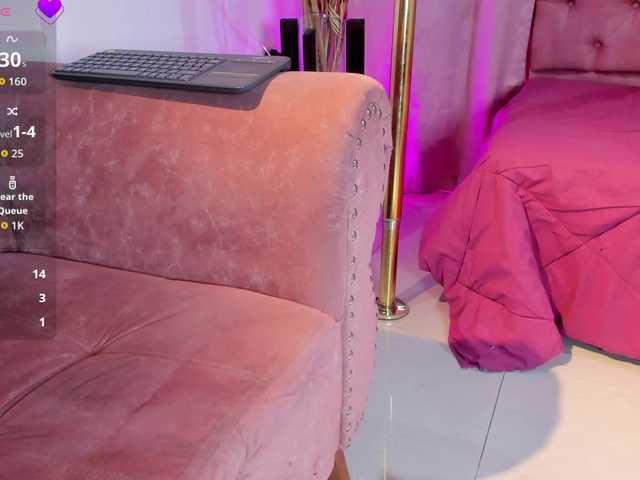 -Dasha's BongaCams show and profile