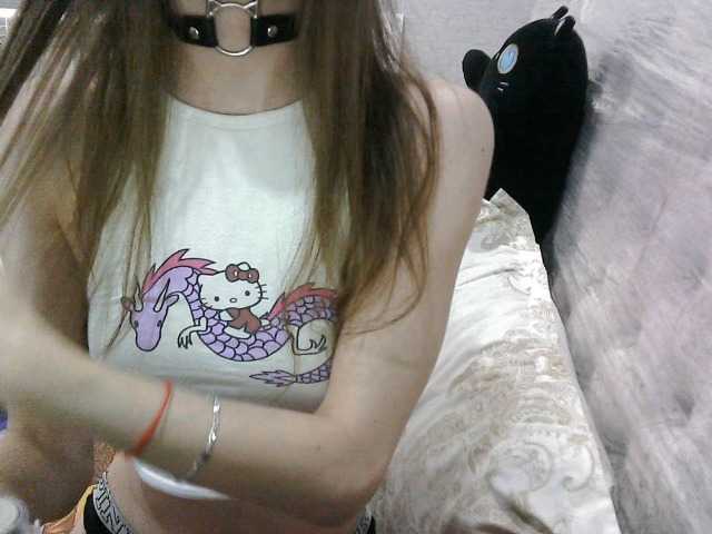 KittyBounty live cam on BongaCams