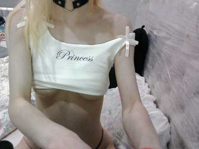 KittyBounty live cam on BongaCams