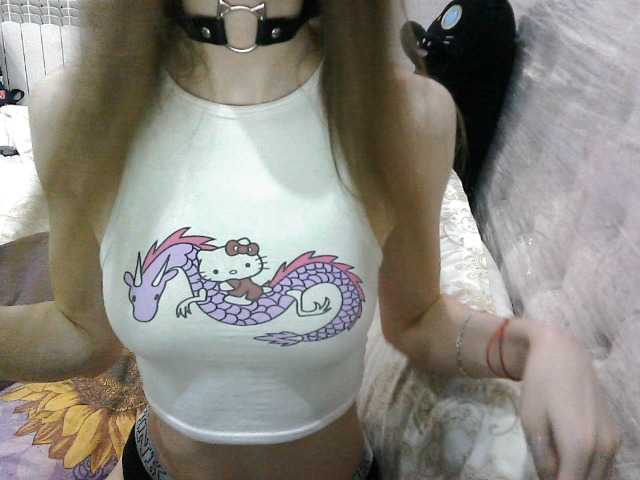 KittyBounty live cam on BongaCams