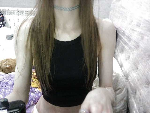 KittyBounty live cam on BongaCams