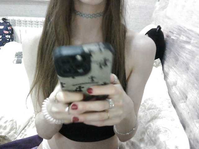 KittyBounty live cam on BongaCams