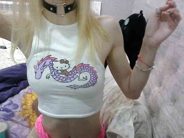 KittyBounty webcam