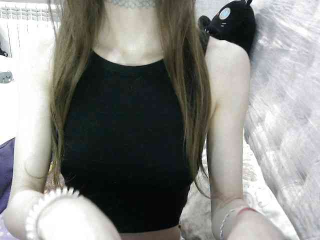 KittyBounty webcam