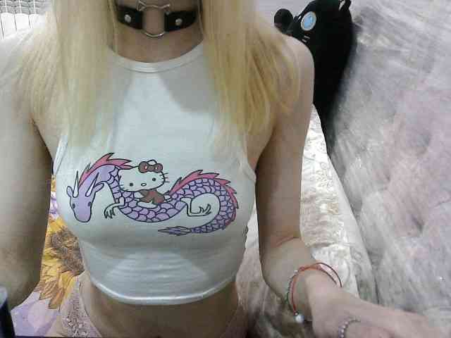 KittyBounty webcam