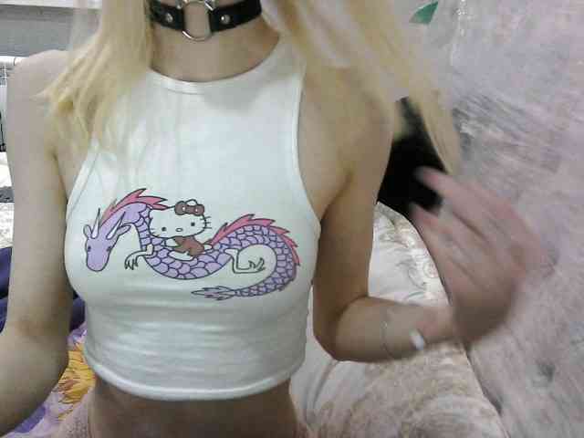 KittyBounty Live Webcam on BongaCams
