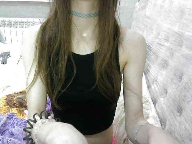 KittyBounty webcam