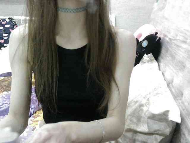 KittyBounty webcam