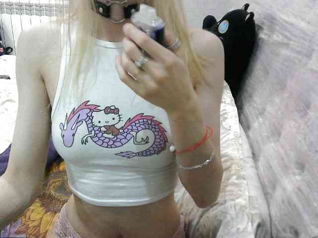 KittyBounty webcam