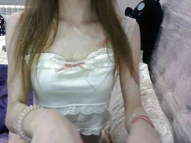 KittyBounty webcam