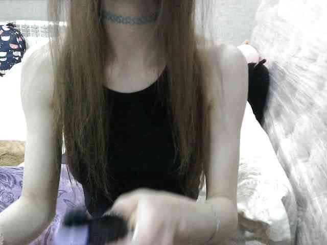 KittyBounty webcam