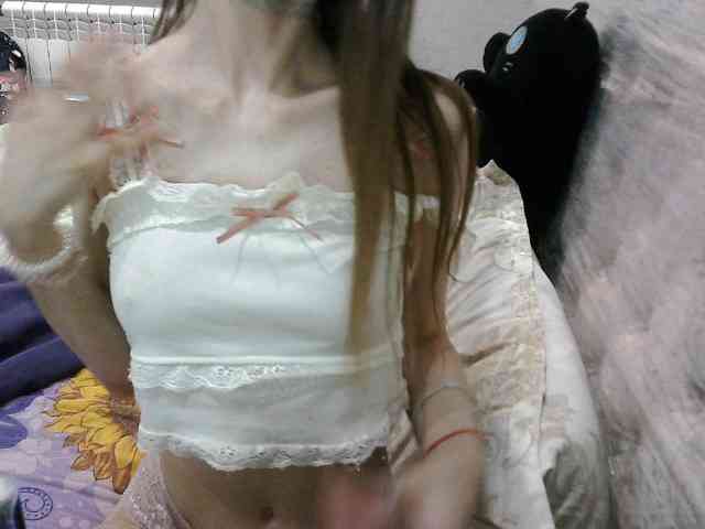 KittyBounty webcam