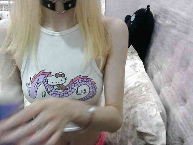 kittybounty's live room