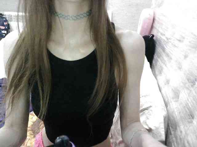 KittyBounty webcam