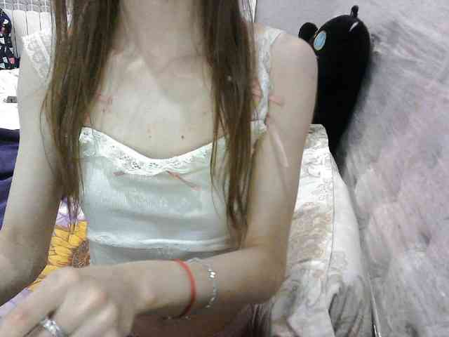 KittyBounty webcam