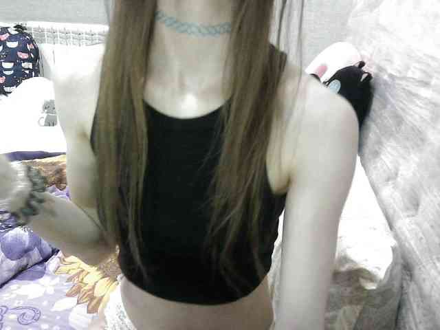 KittyBounty webcam
