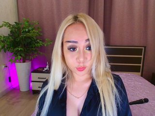 Juliannae Porn Show