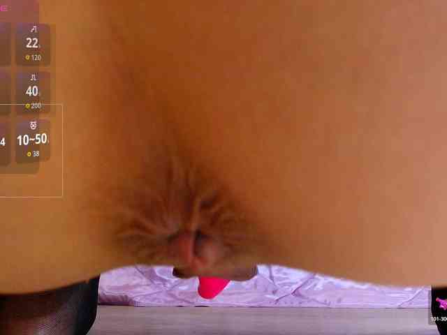 Juliannae Live Webcam on BongaCams