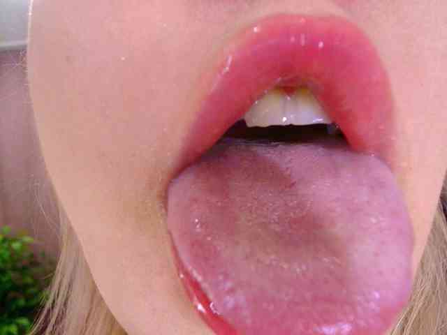 Juliannae Sex Cam Show
